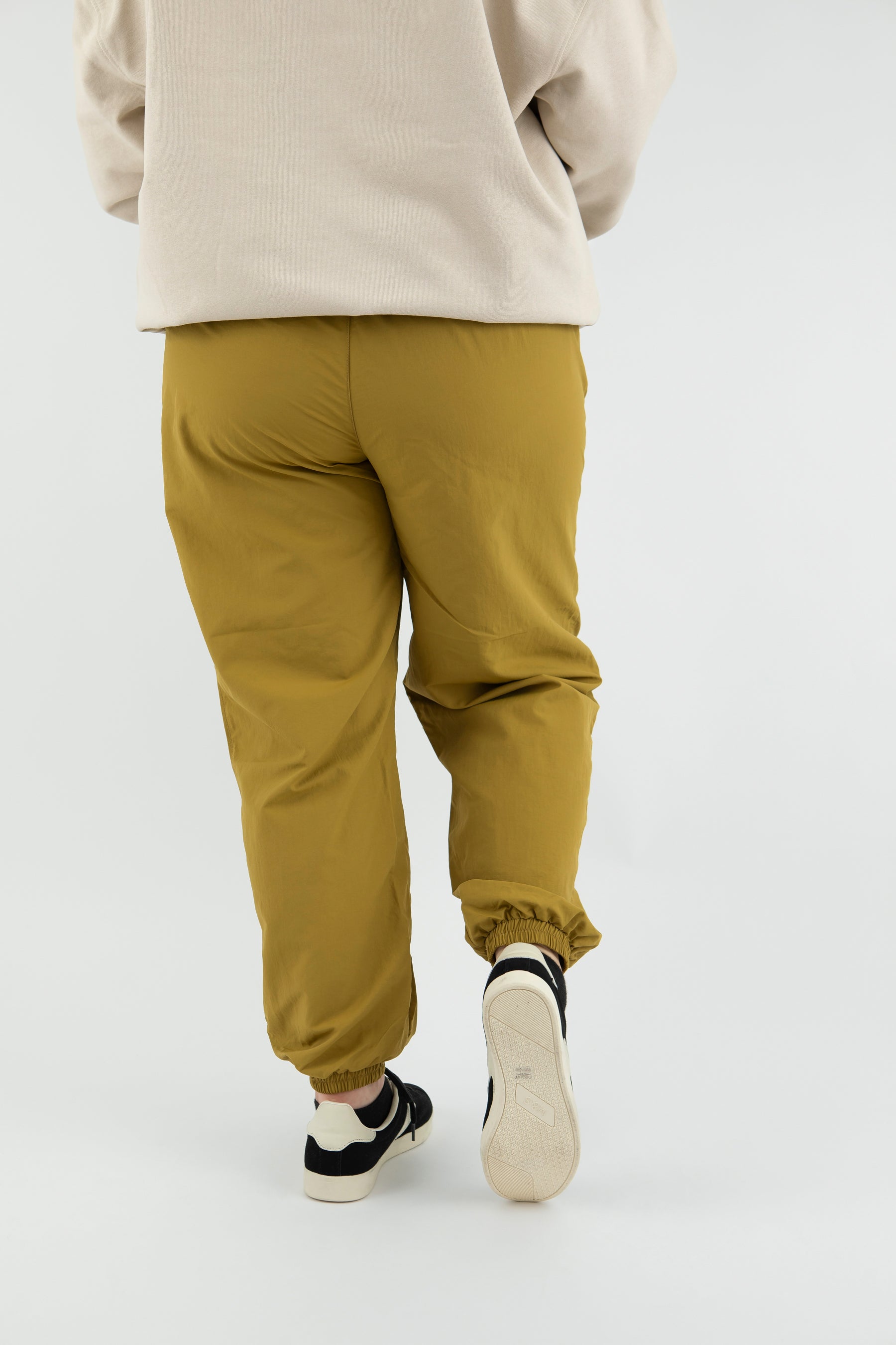 The Medium Fit Unisex Urban Trousers